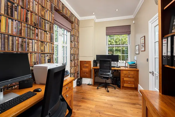 Garden Lane, Tyringham, MK16 photo 6