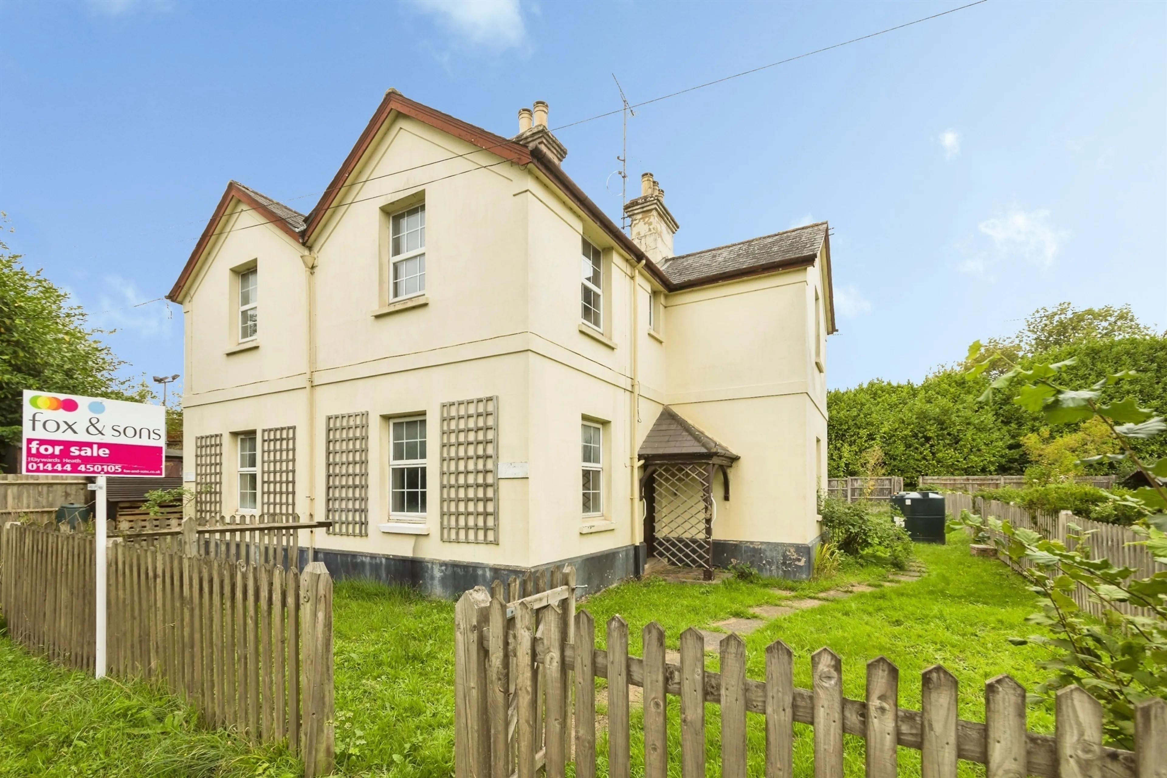 Property photo 0