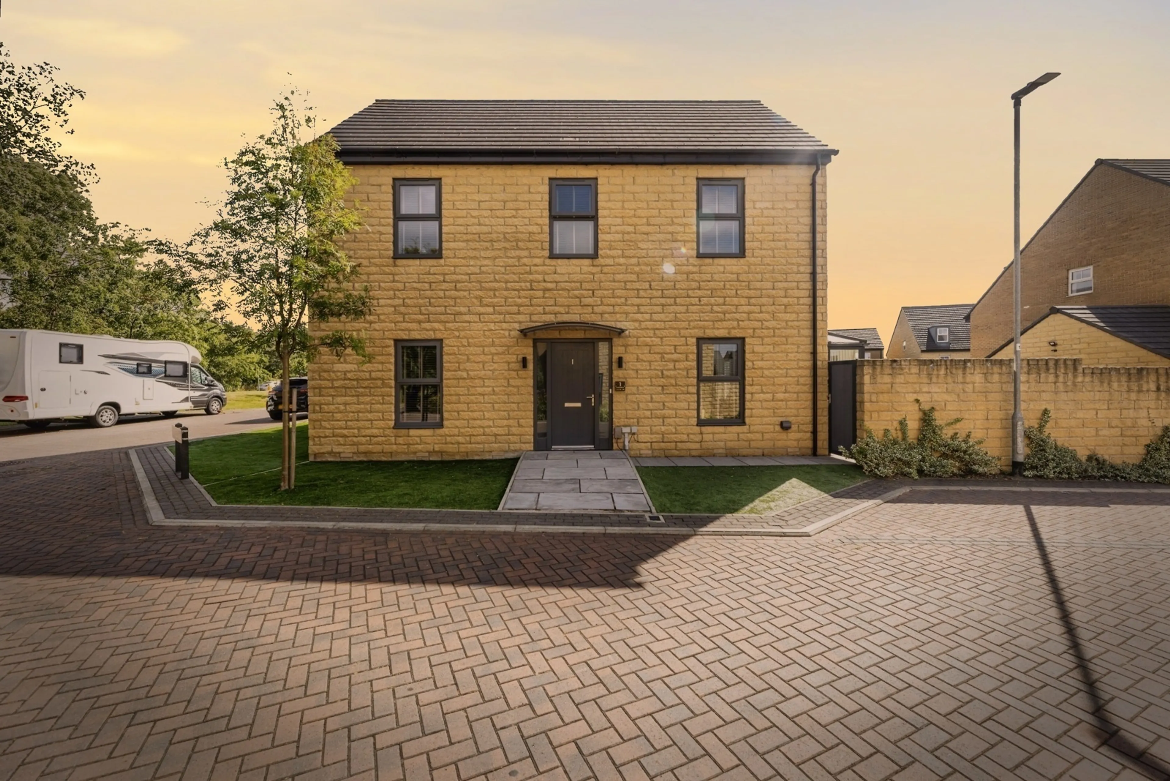 Property photo 0