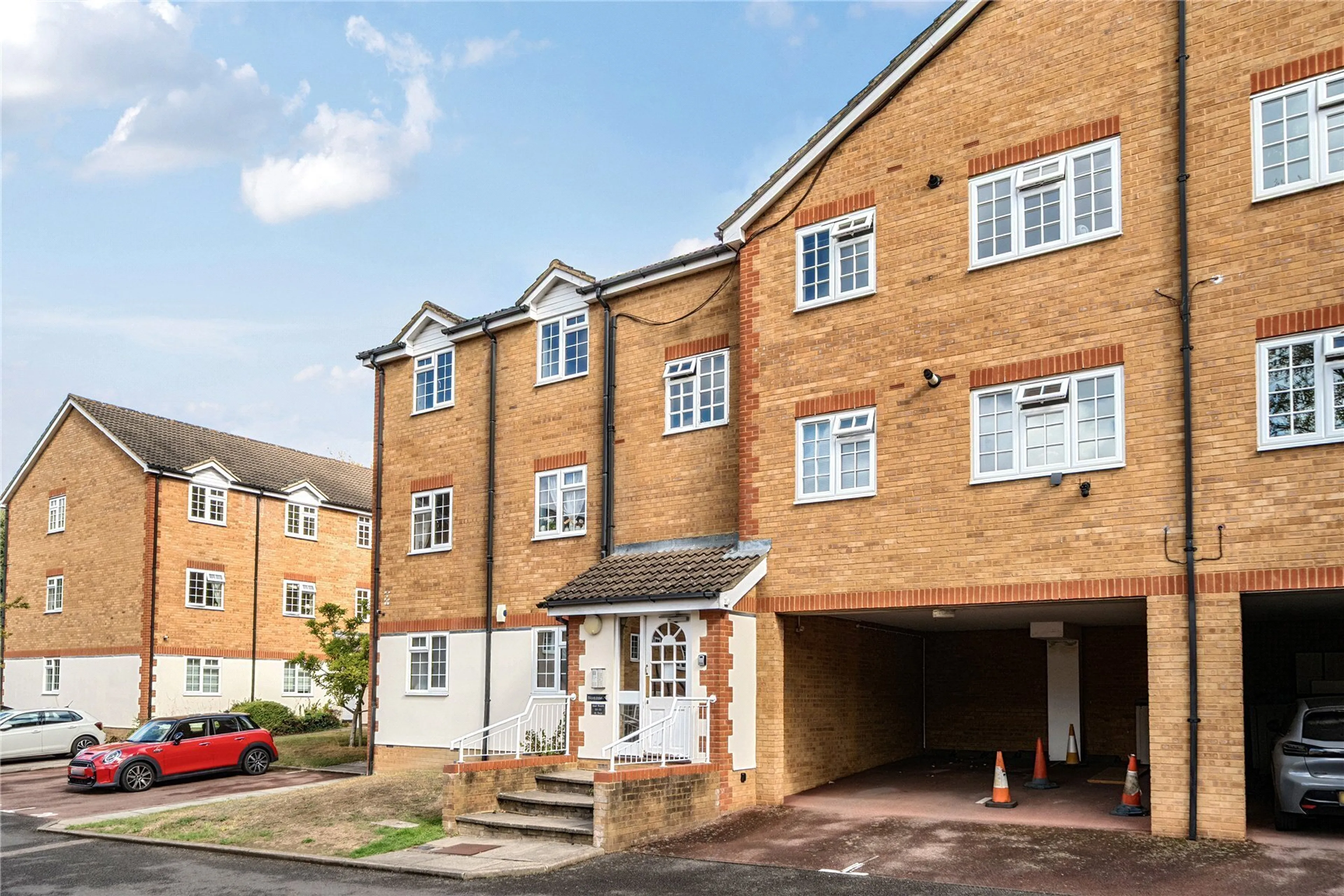 Property photo 0