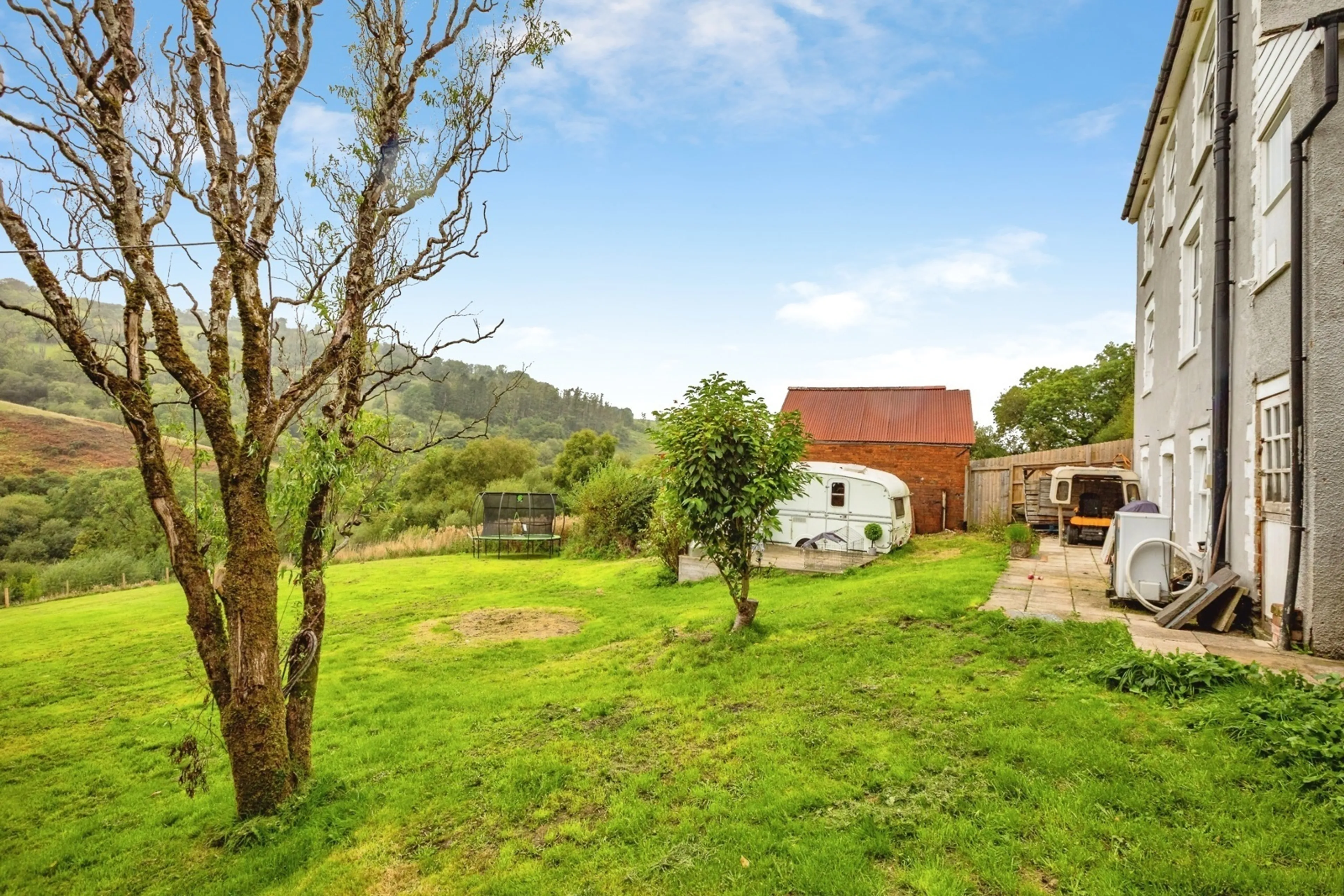Property photo 28