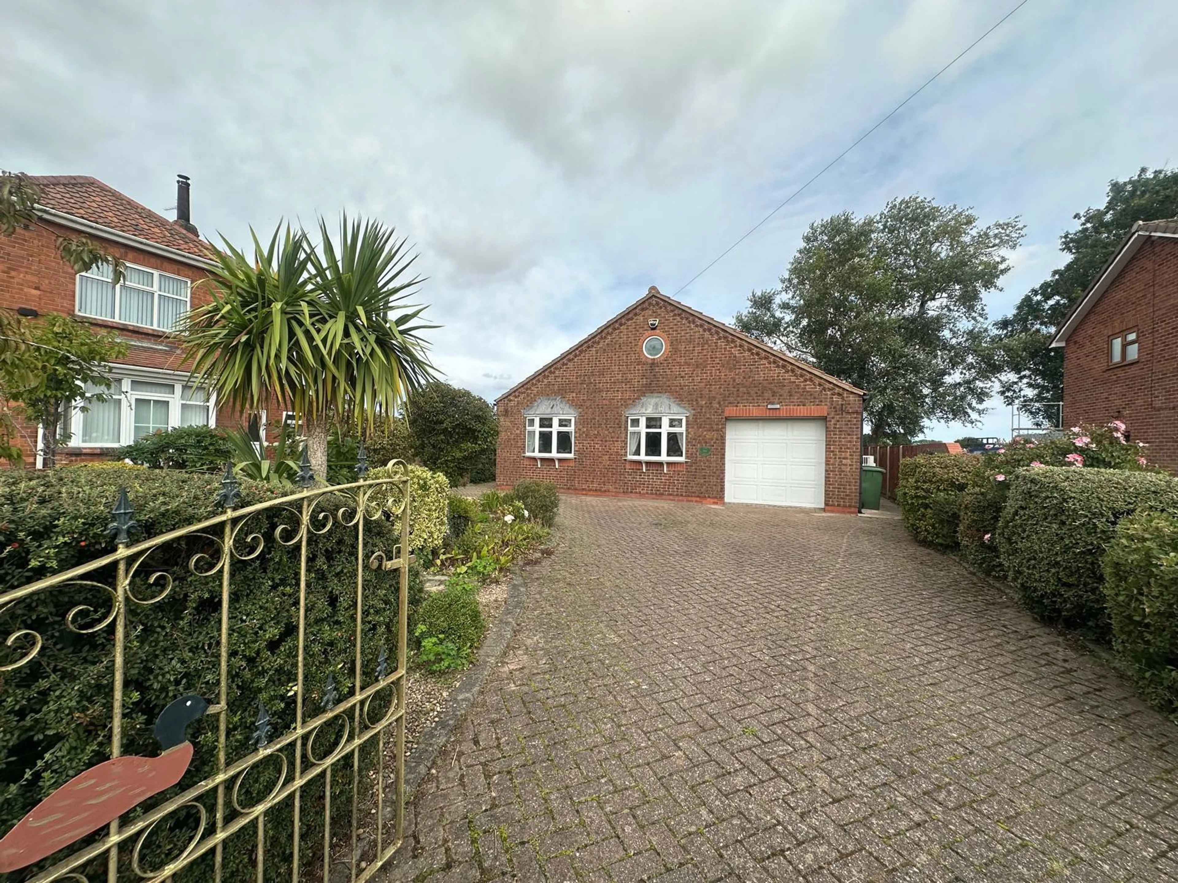 Property photo 0