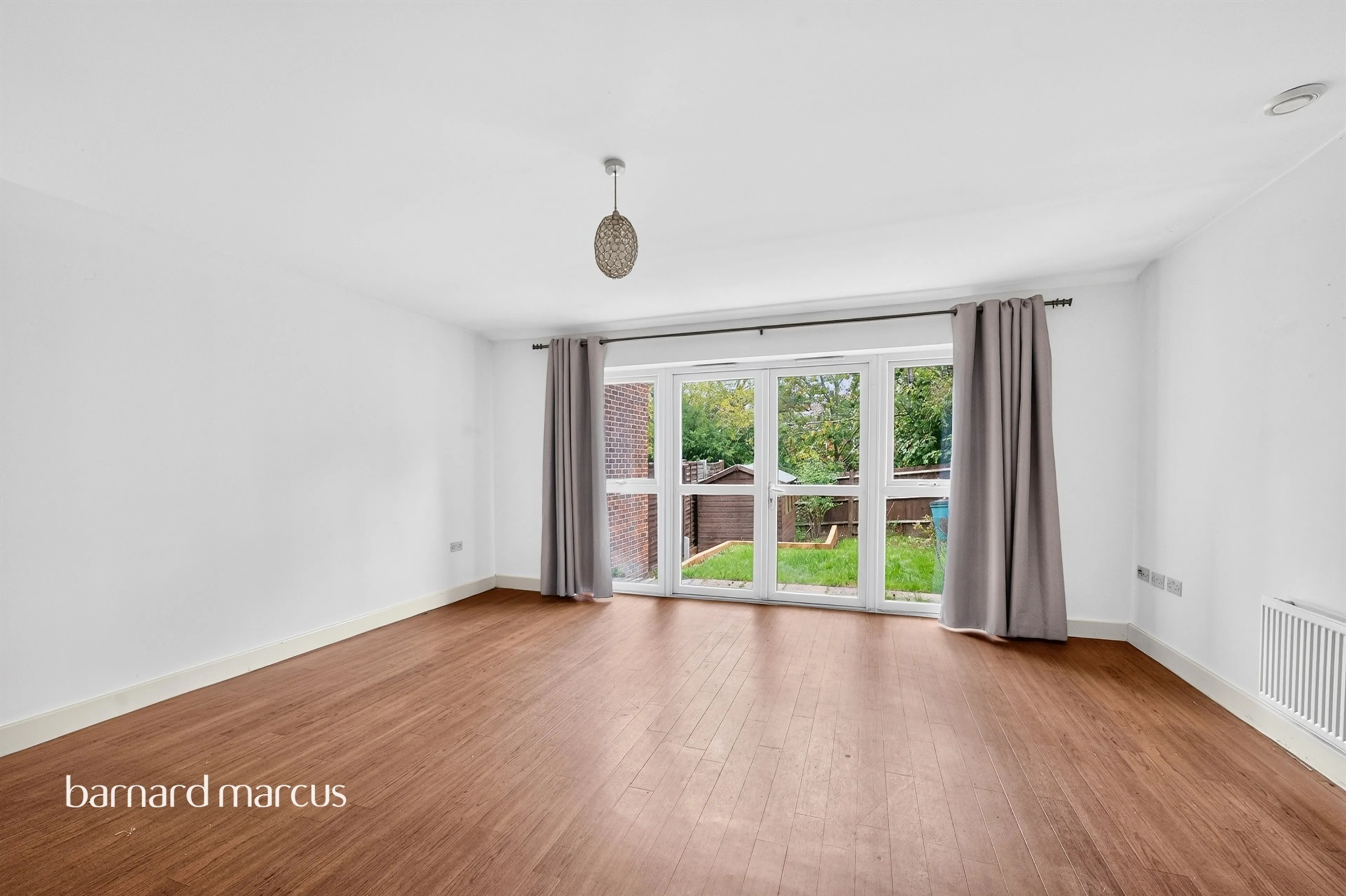 Property at Dalmeny Way, Epsom