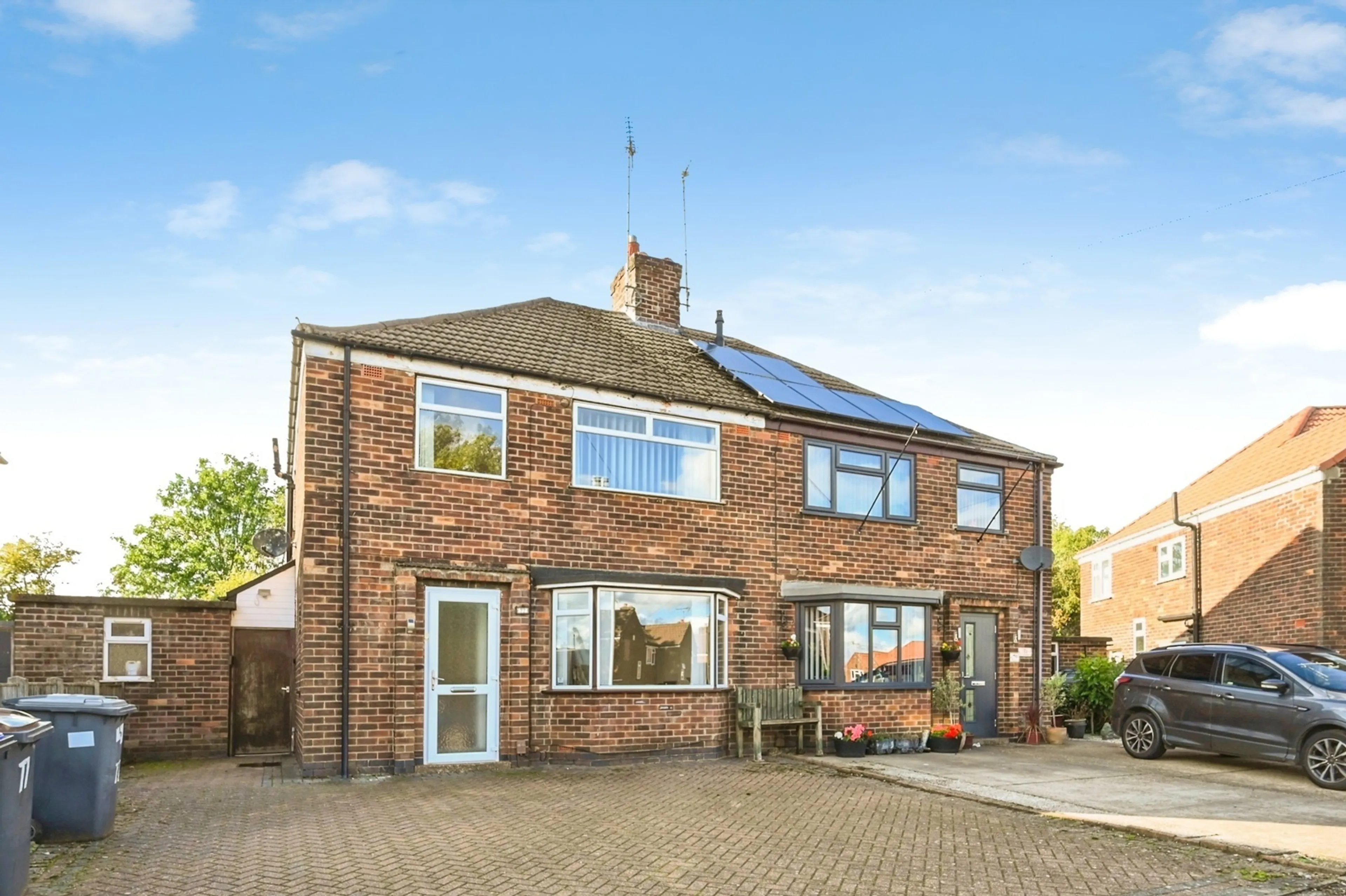 Property photo 0