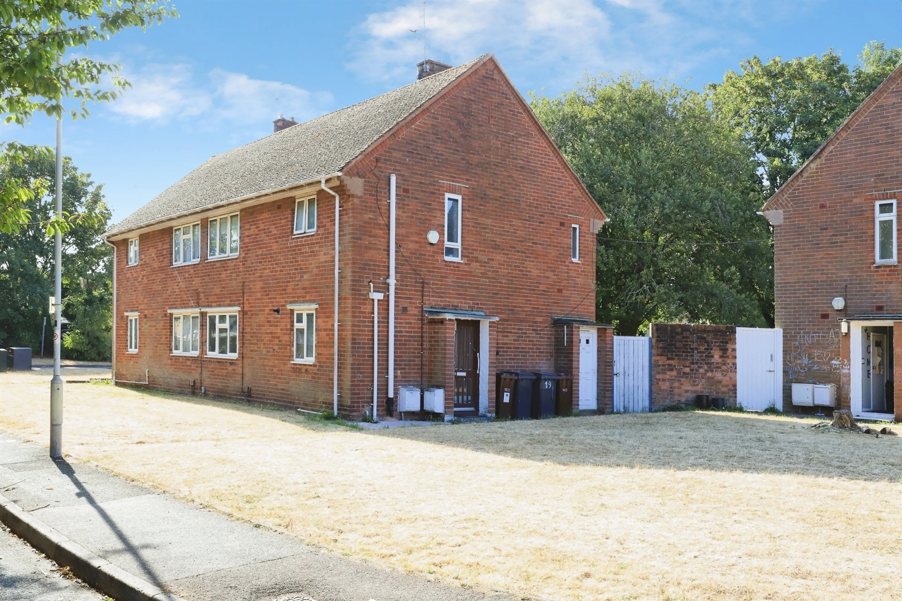 Property photo 0