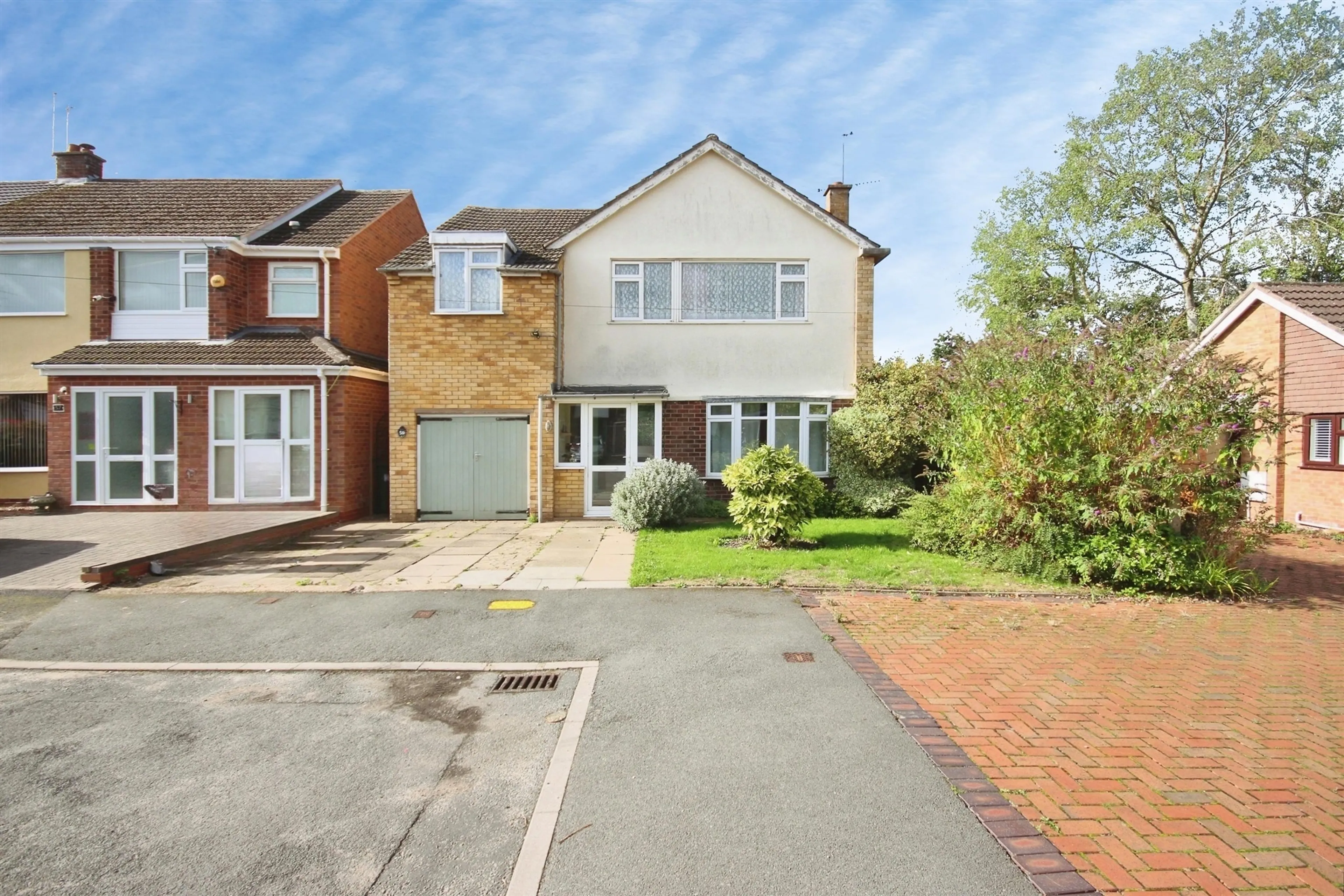 Property at High View Road, Leamington Spa