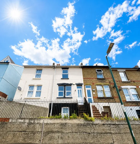 Upper Luton Road, Chatham