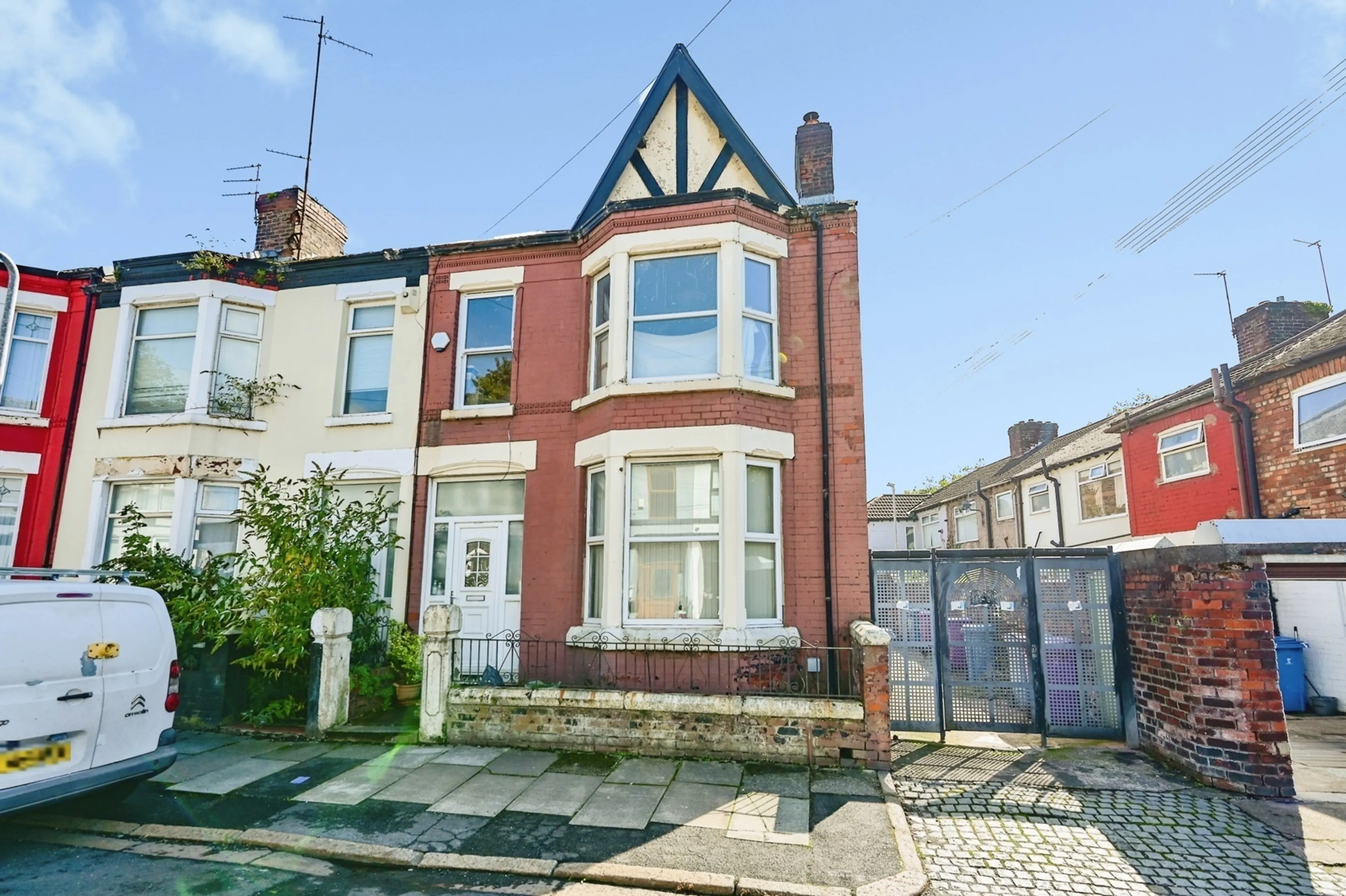 Property photo 0