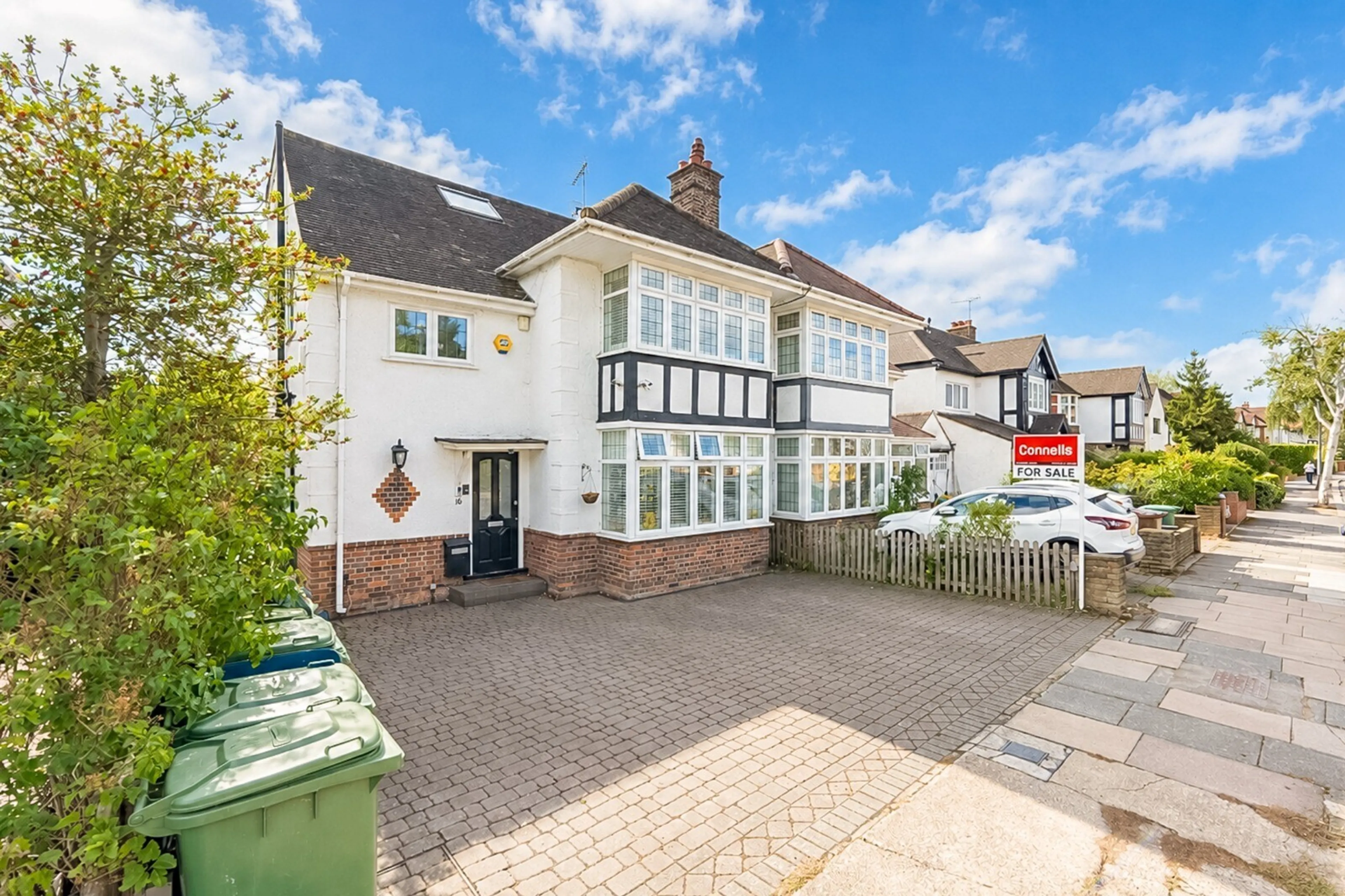 Property photo 0