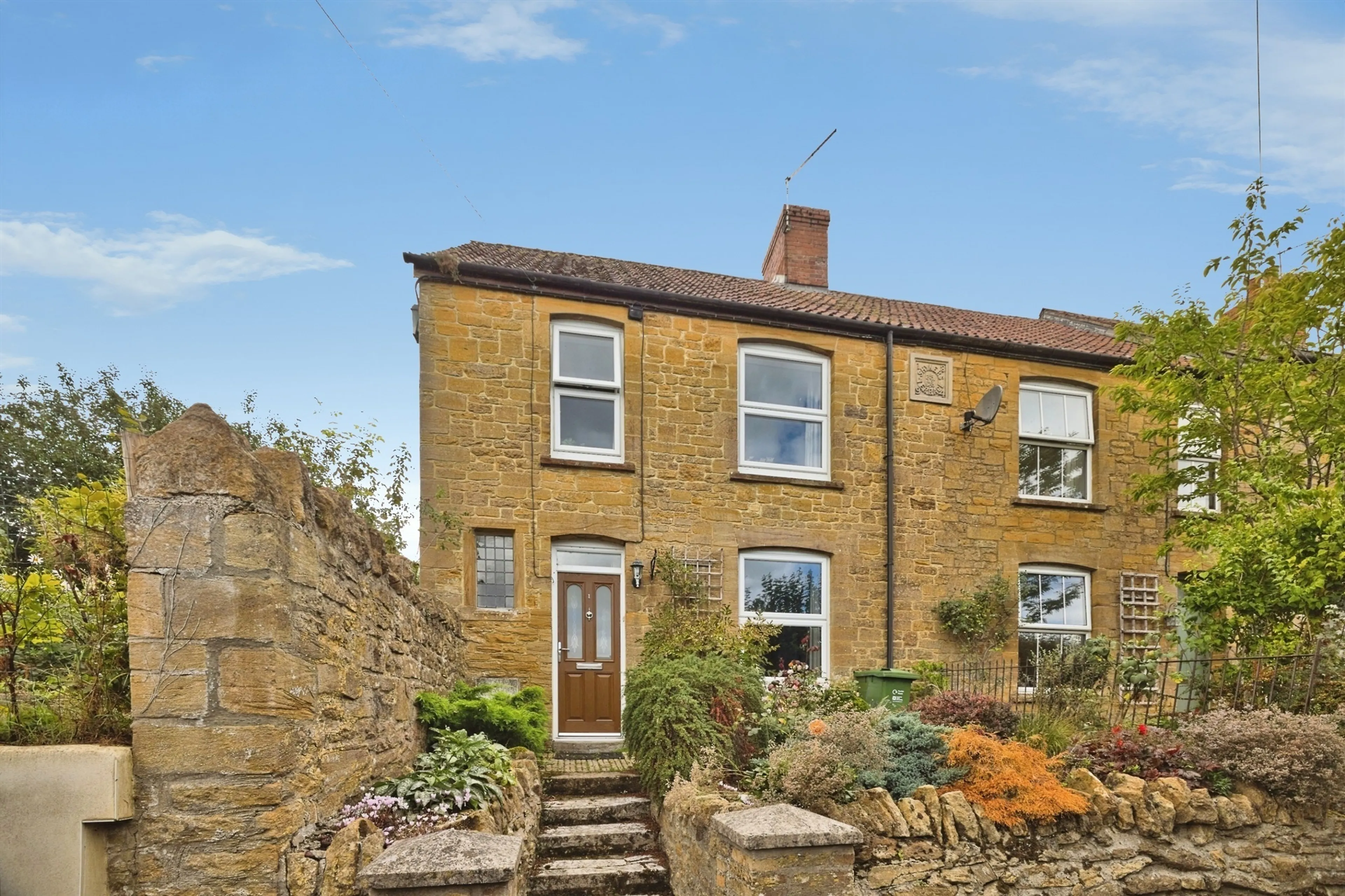 Property photo 0