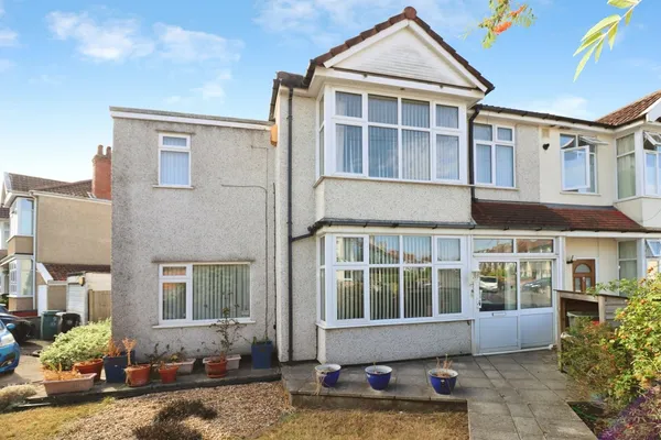 Reynolds Walk, BRISTOL, Avon, BS7