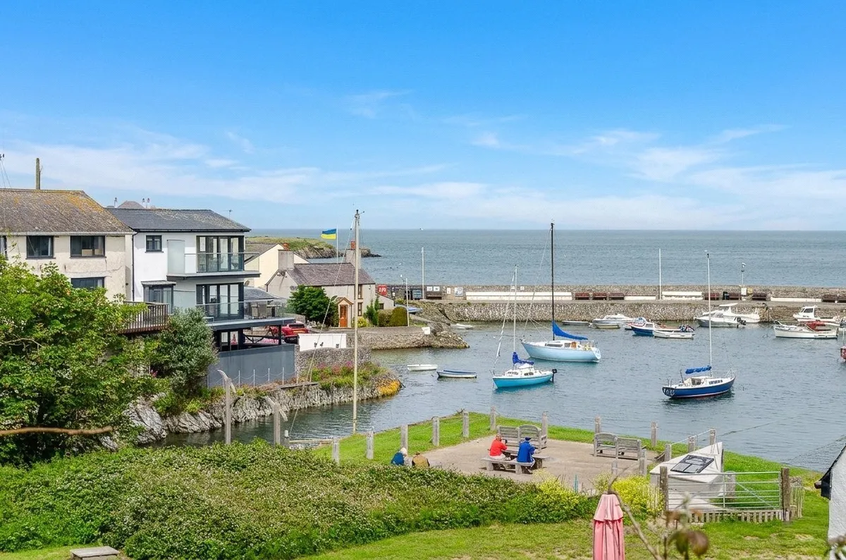 Beach Road, Cemaes Bay, Isle of Anglesey, LL67