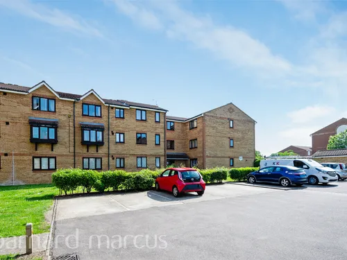 Redford Close, FELTHAMphoto