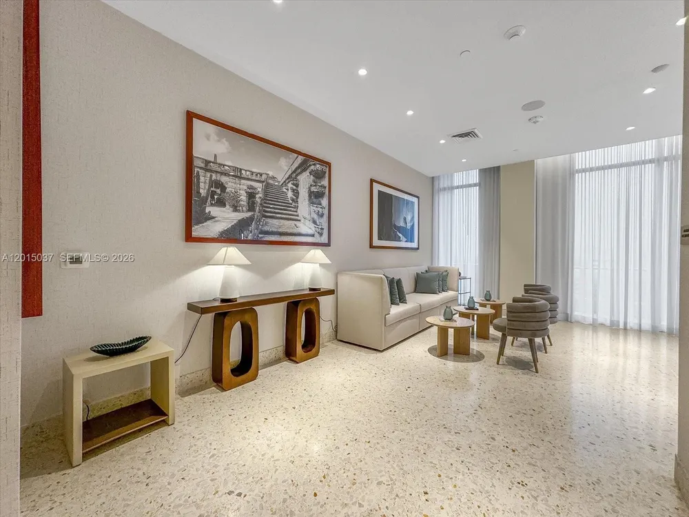 2678 Tigertail Ave, Miami, FL 33133