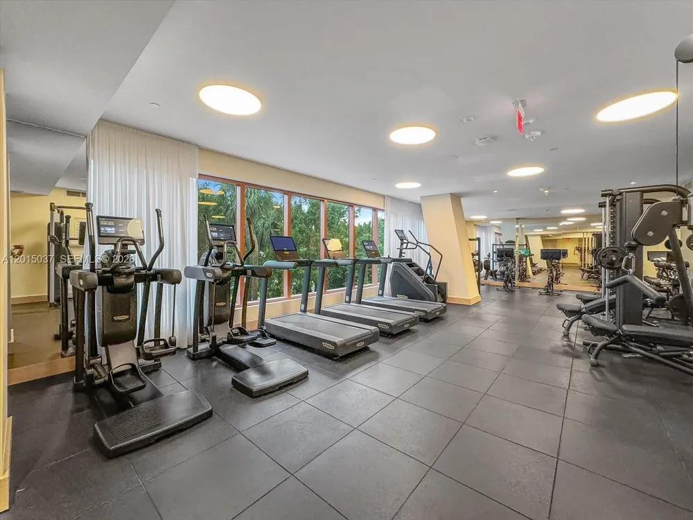 2678 Tigertail Ave, Miami, FL 33133