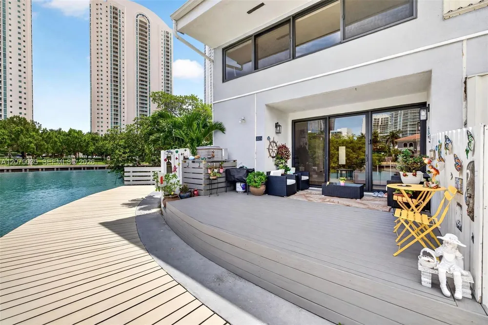 203 Poinciana Dr, Sunny Isles, FL 33160