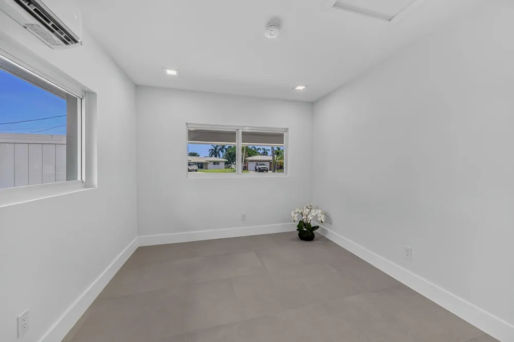 259 SE 4th Ave, Pompano Beach, FL 33060