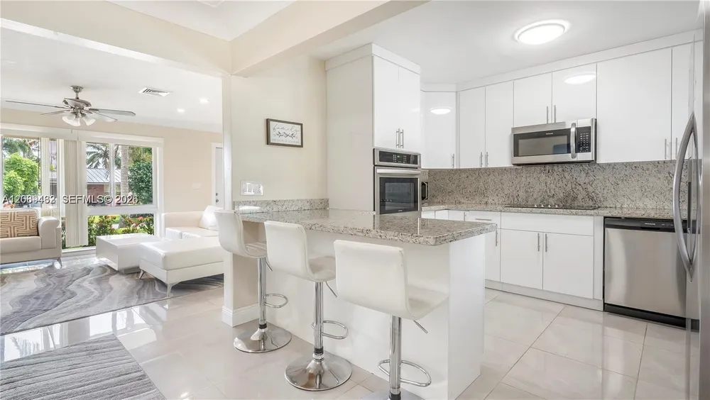 5211 NE 17th Ave, Fort Lauderdale, FL 33334