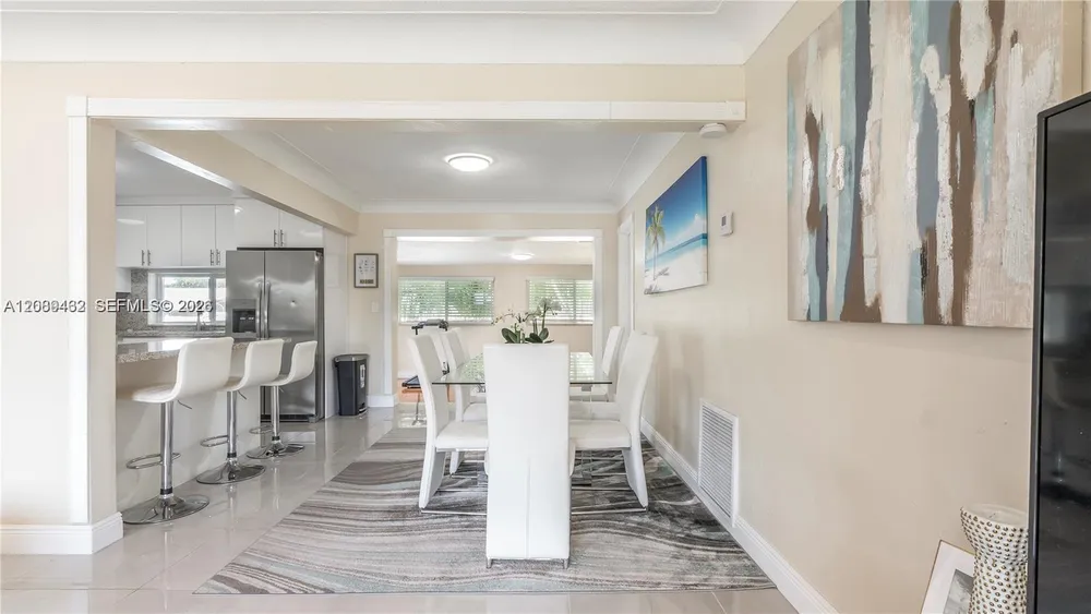 5211 NE 17th Ave, Fort Lauderdale, FL 33334