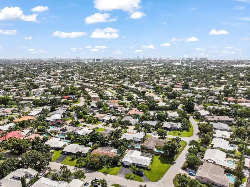 5211 NE 17th Ave, Fort Lauderdale, FL 33334