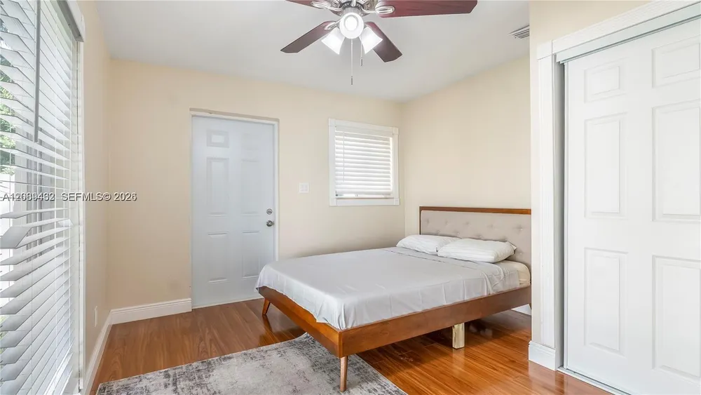 5211 NE 17th Ave, Fort Lauderdale, FL 33334