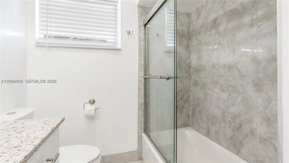 5211 NE 17th Ave, Fort Lauderdale, FL 33334