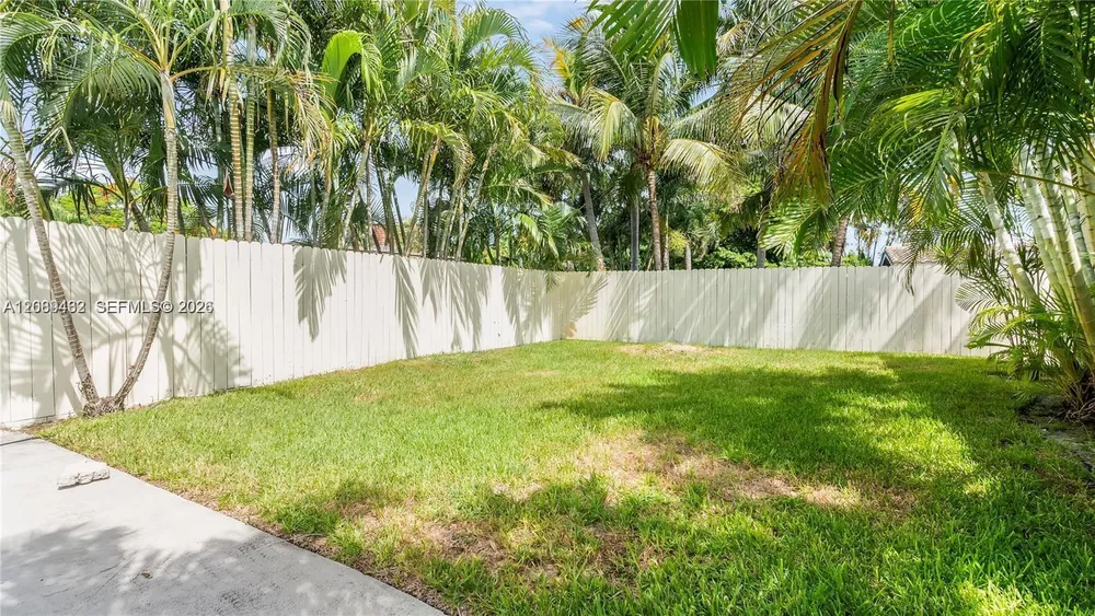 5211 NE 17th Ave, Fort Lauderdale, FL 33334