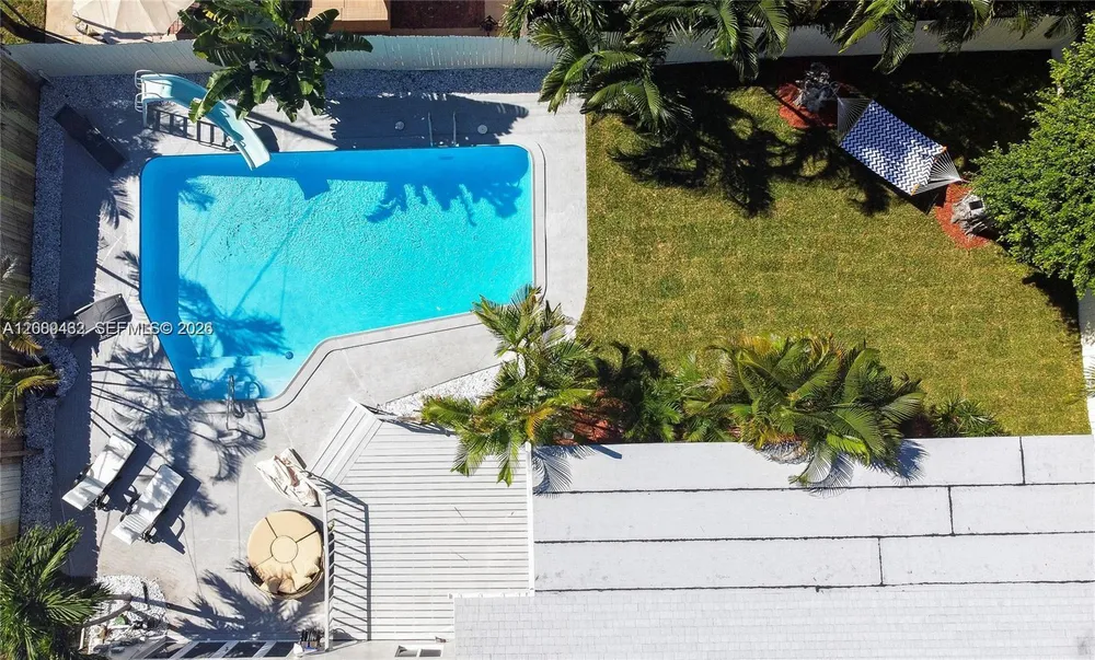 5211 NE 17th Ave, Fort Lauderdale, FL 33334