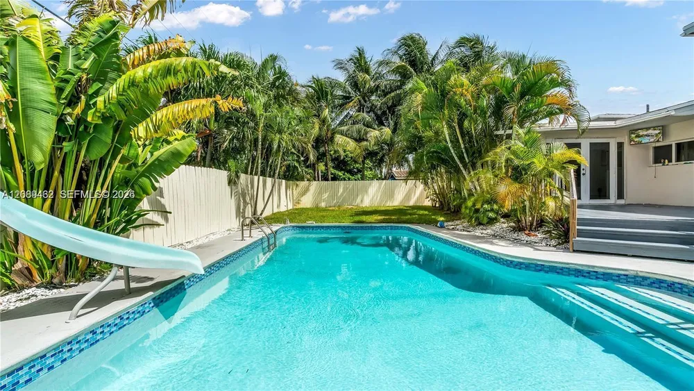 5211 NE 17th Ave, Fort Lauderdale, FL 33334