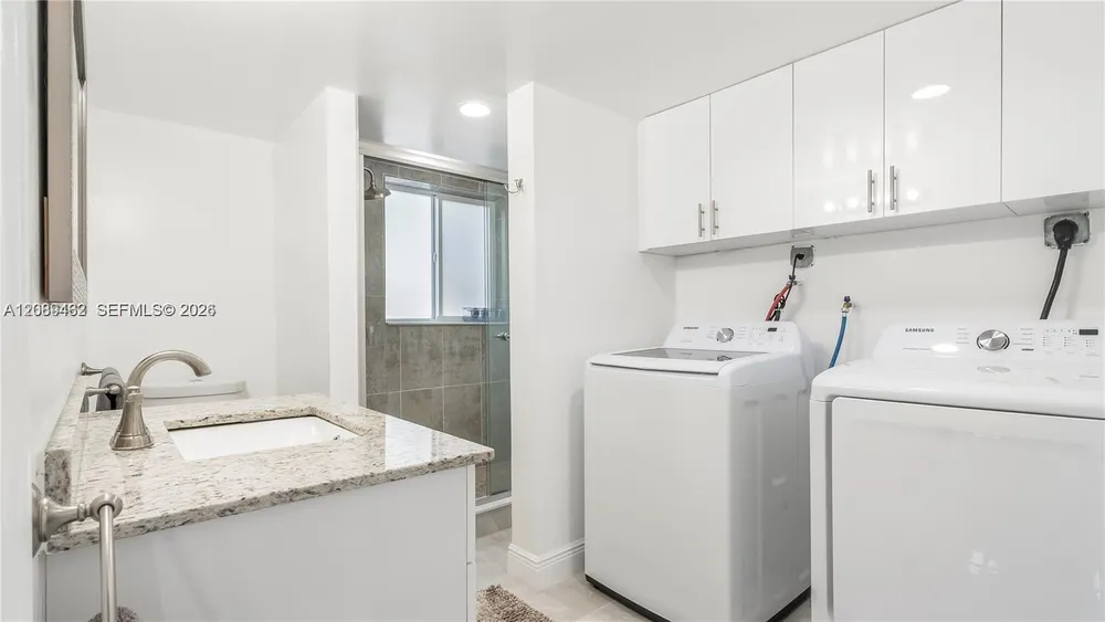 5211 NE 17th Ave, Fort Lauderdale, FL 33334