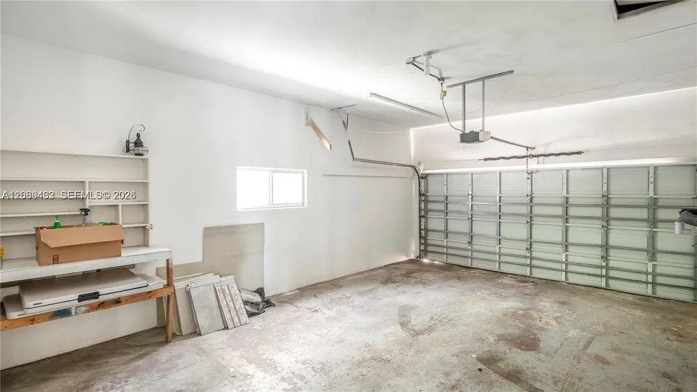 5211 NE 17th Ave, Fort Lauderdale, FL 33334