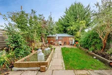 Ferring Close, CRAWLEY