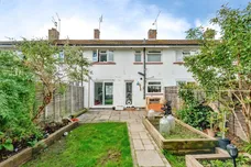 Ferring Close, CRAWLEY