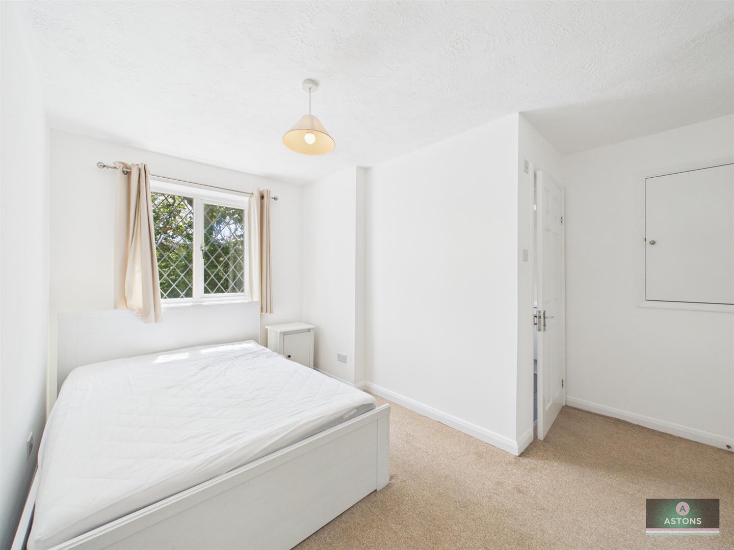 Graveney Road, Maidenbower Image 10