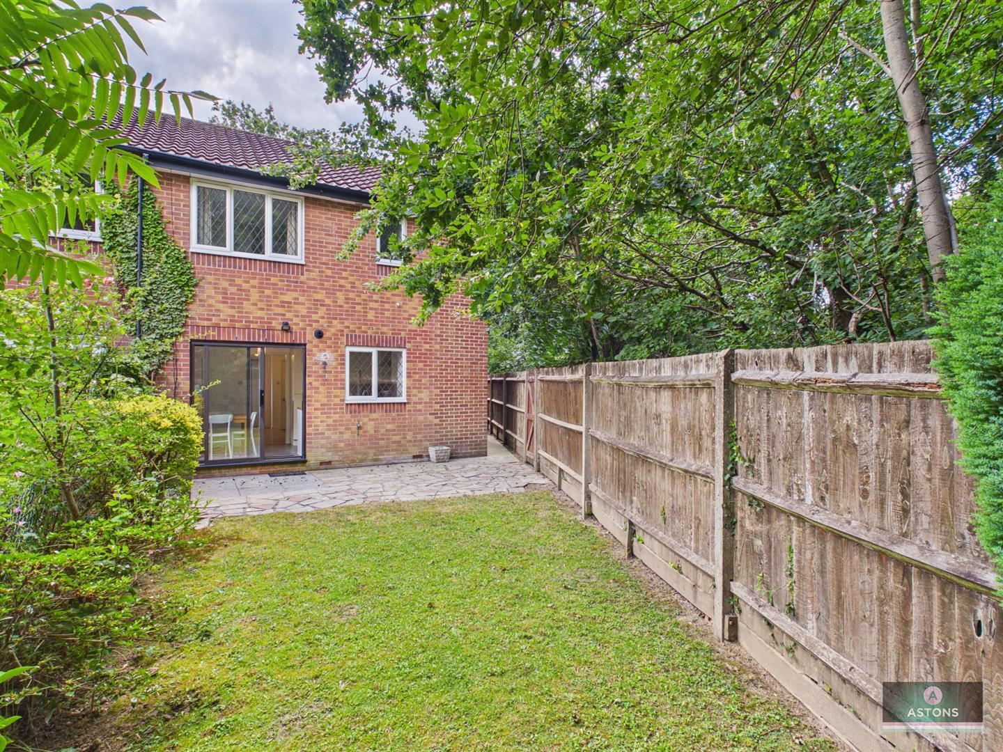 Graveney Road, Maidenbower Image 15