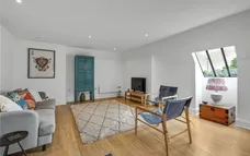 1 Bridge Road, East Molesey, KT8 photo 4