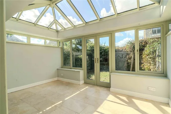 Noel Court, Calf Lane, GL55 photo 5