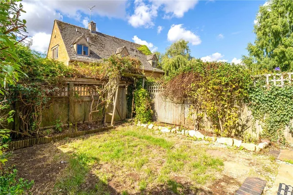 Noel Court, Calf Lane, GL55 photo 9