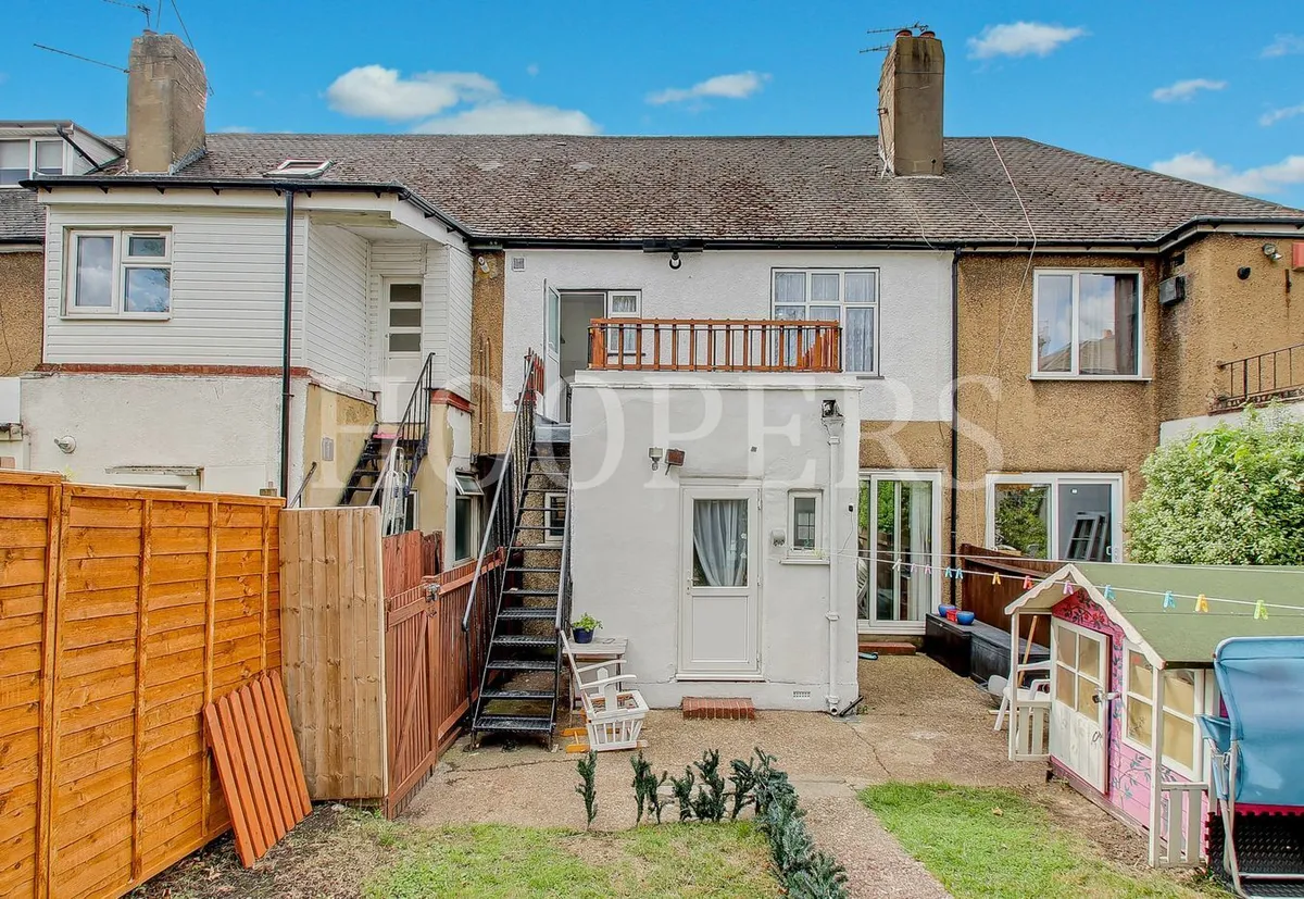 Brendon Avenue, London, NW10