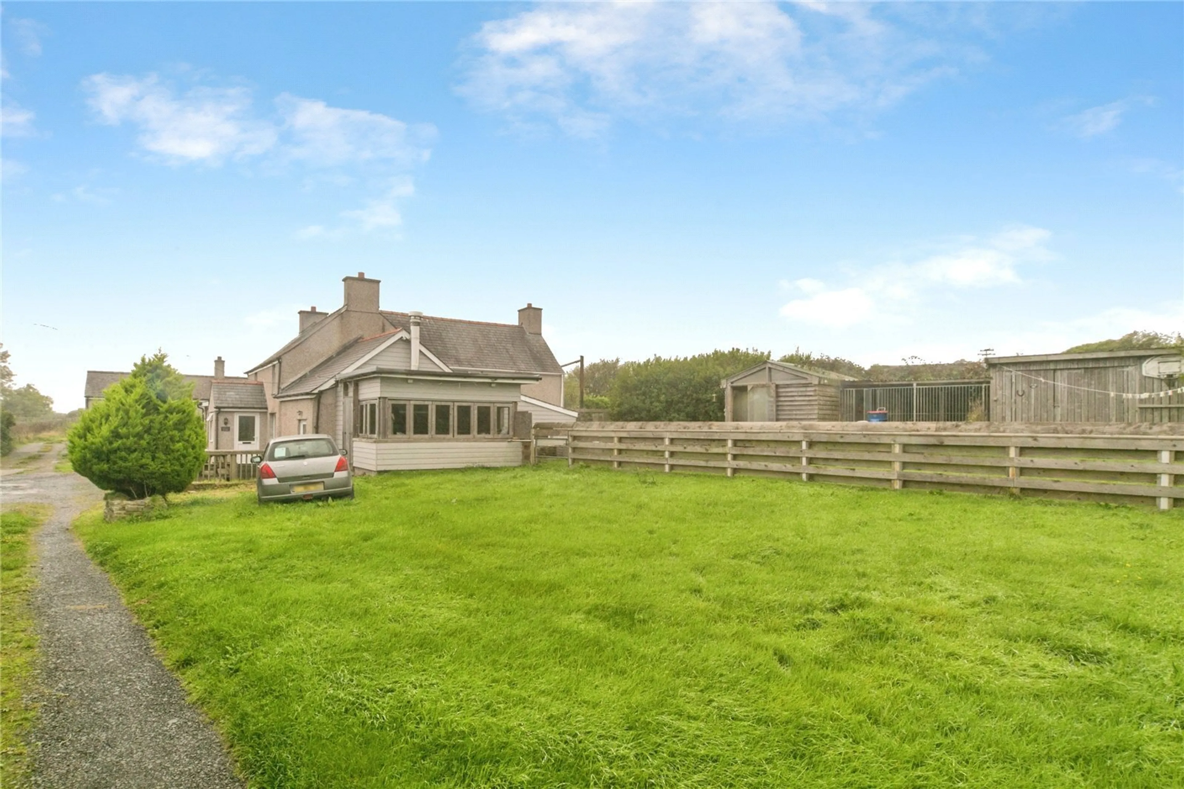 Property photo 0