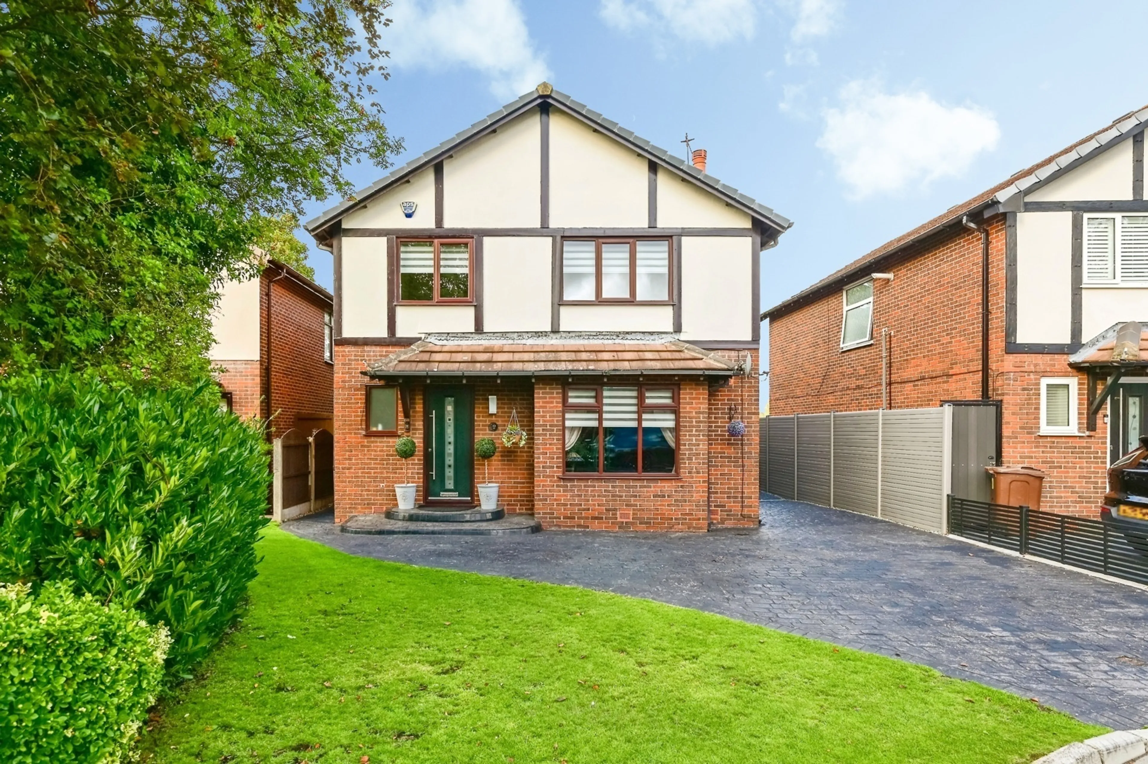 Property photo 0
