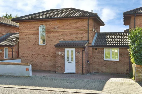 Bradwell Common Boulevard, Bradwell C...
