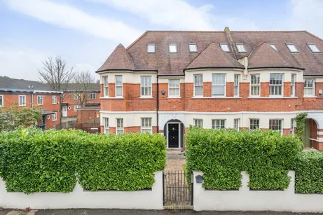 Coppetts Road London N10