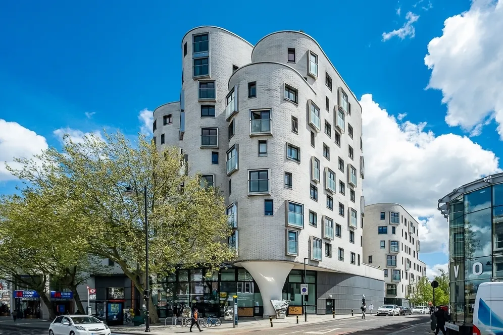 Clement Avenue London SW4 photo 6