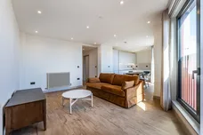The Eades, 11 Selborne Road London E17 photo 4