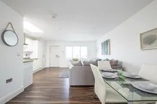 Brondesbury Road London NW6 photo 7