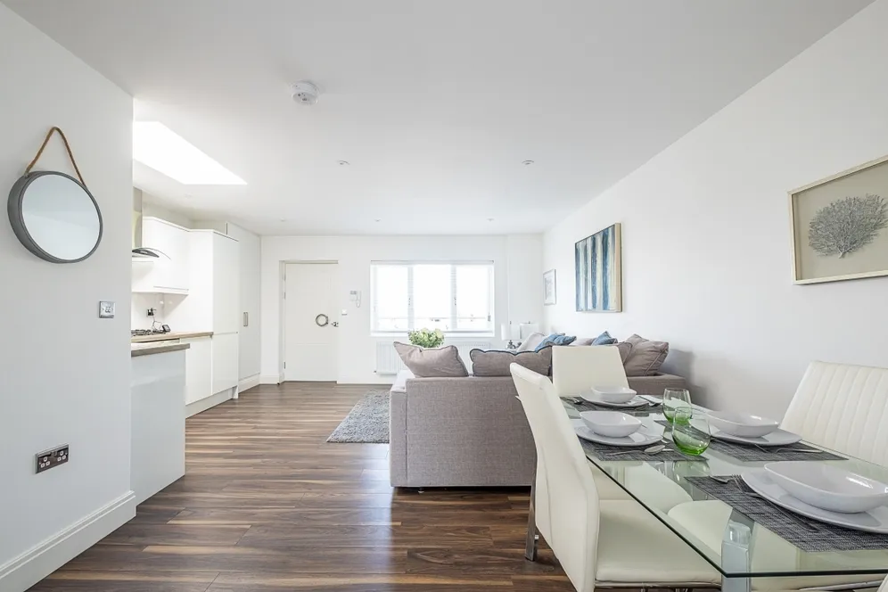 Brondesbury Road London NW6 photo 7