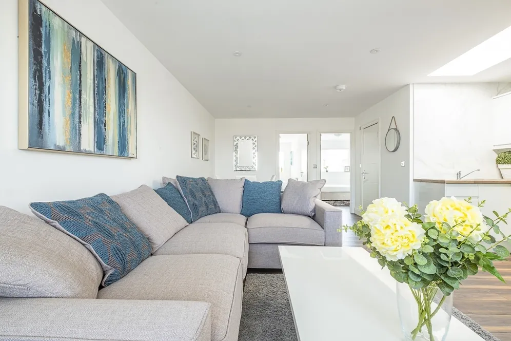 Brondesbury Road London NW6 photo 9