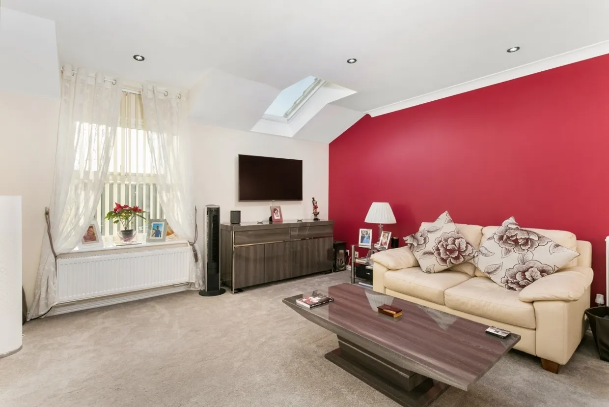 Uxbridge Road Rickmansworth WD3 photo 2