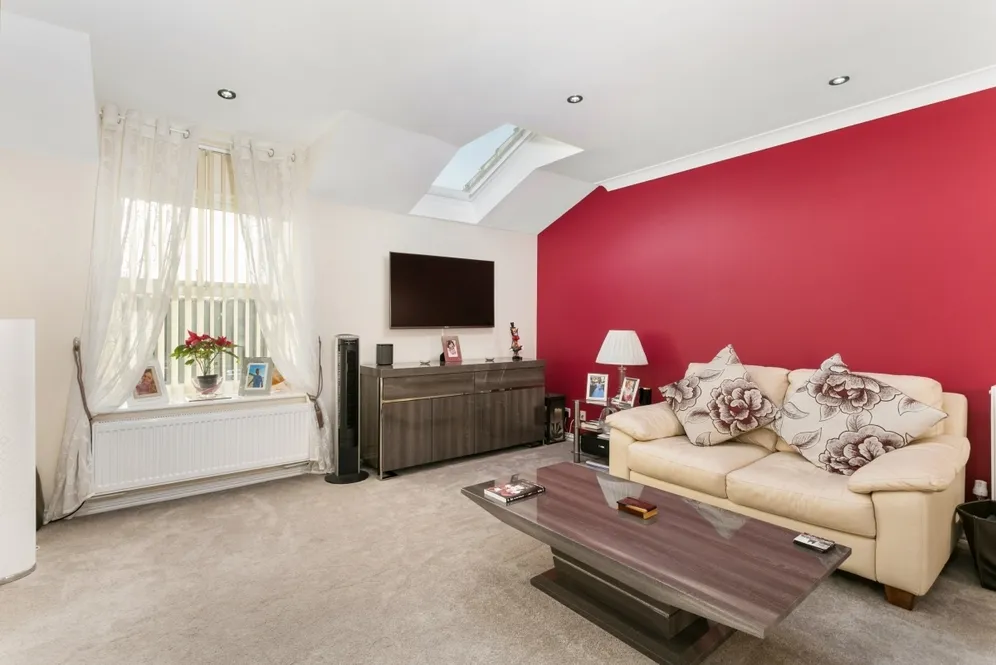 Uxbridge Road Rickmansworth WD3 photo 2